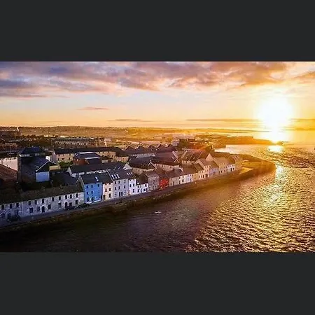 Spanish Arch City Centre Duplex * Galway